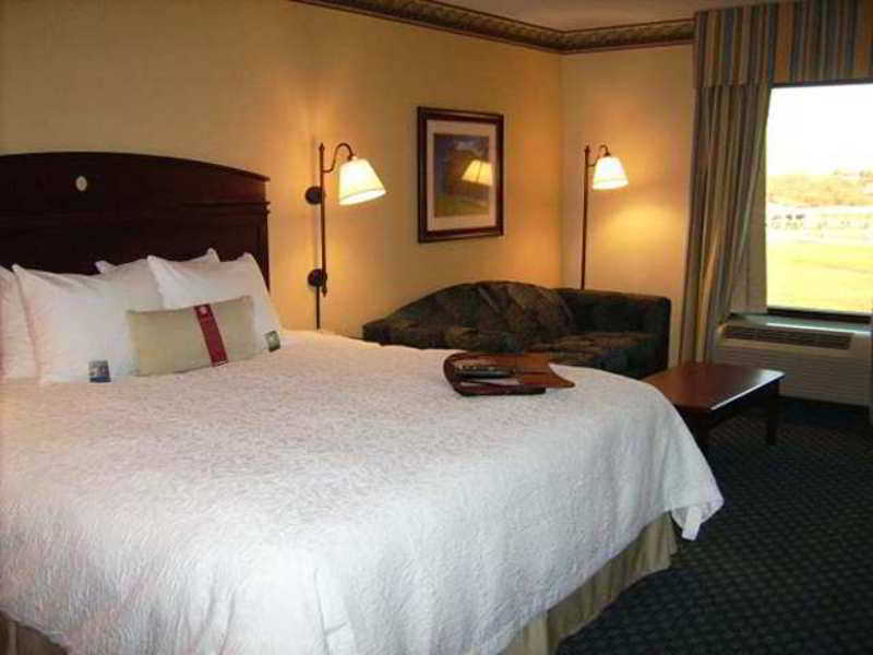 Hampton Inn Maysville Номер фото